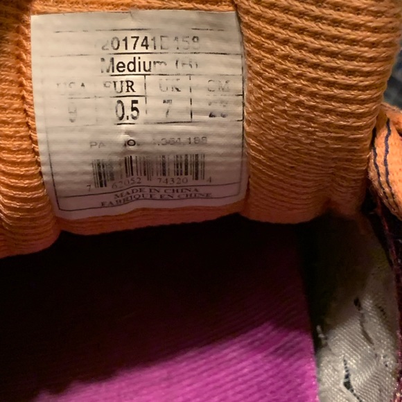 Sz 9 Brooks Adrenaline GTS 15 Blue Purple Orange - Picture 9 of 14